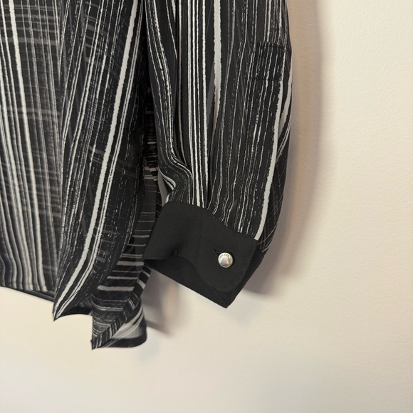 Vince Camuto Black and White Long Sleeve Blouse Size XL - Picture 5 of 8